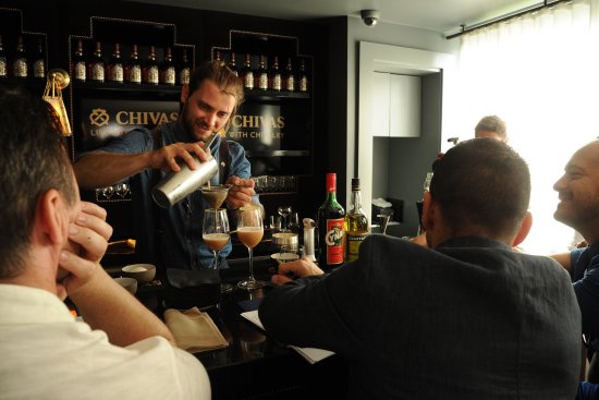 Last years Chivas Masters finalists testing their skills.