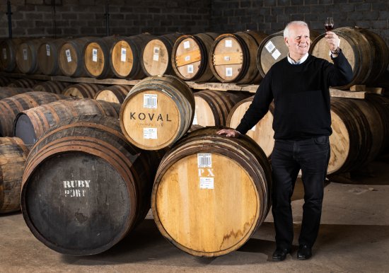 The GlenAllachie Master Distiller and the new GlenAllachie Wood Finish Range casks.