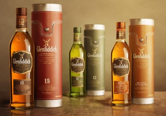 Glenfiddich faux leather wrapped gift tins.